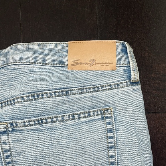 Seven 7 size 12 Slim Straight Jean Light Blue Denim. Excellent Condition. - Picture 5 of 7